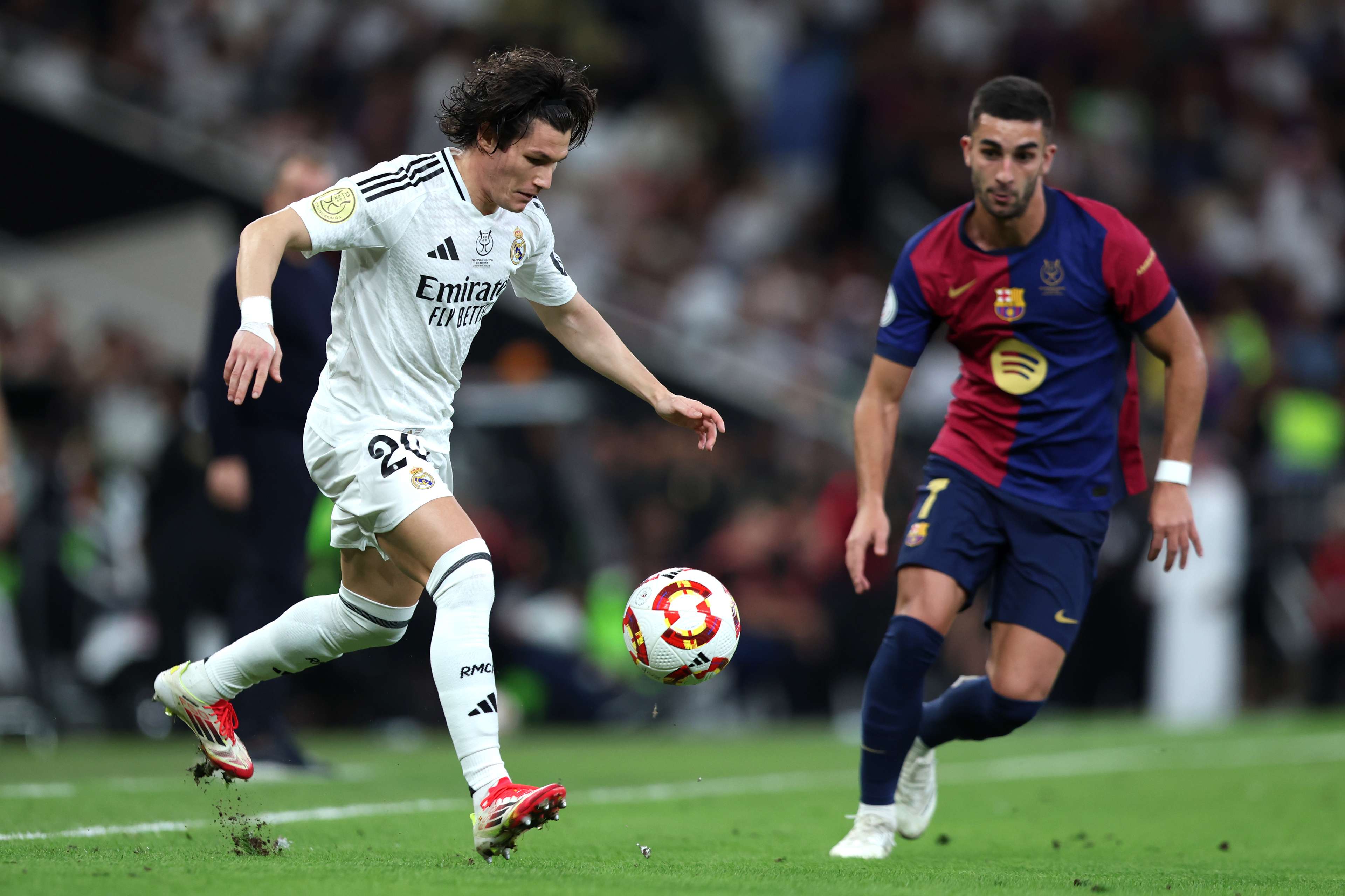 及新星穆夏 及新星穆夏